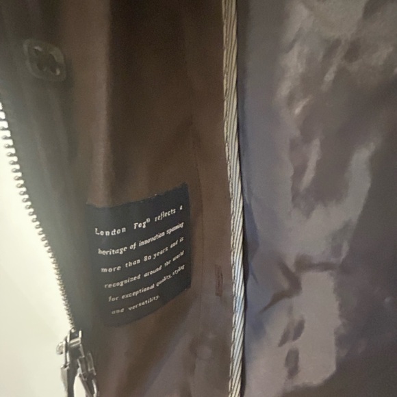 Men’s L London Fig trench shell - Picture 8 of 9